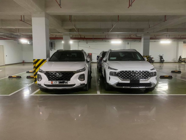 Hyundai Santa Fe 2021 bất ngờ xuất hiện tại Việt Nam: Đọ dáng với bản cũ, có thể sắp ra mắt?