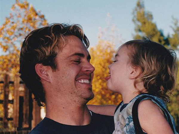 Con gái tưởng nhớ ngày mất của Paul Walker