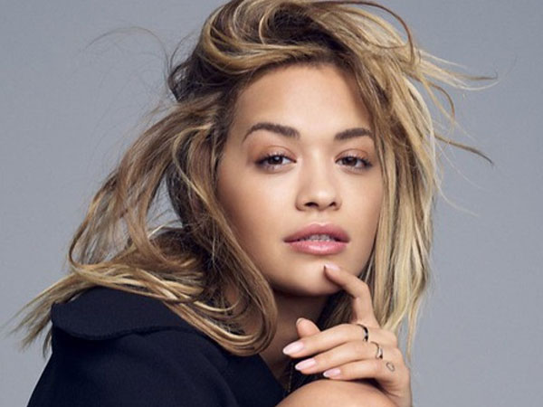 Nữ ca sĩ đình đám Rita Ora bị phạt hơn 300 triệu vì ngang nhiên tổ chức tiệc sinh nhật giữa mùa dịch Covid-19