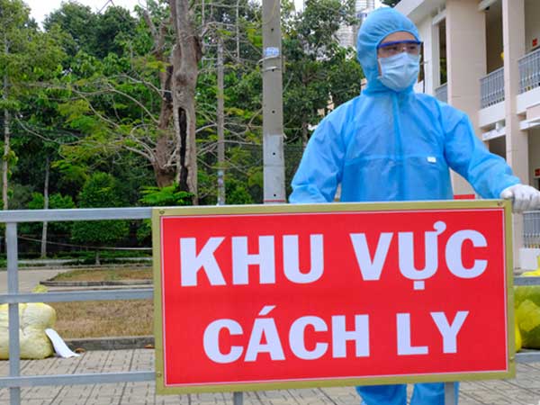 TP.HCM phong tỏa quán cà phê, karaoke, khu cách ly tiếp viên Vietnam Airlines liên quan 2 ca mắc COVID-19, chuẩn bị họp khẩn