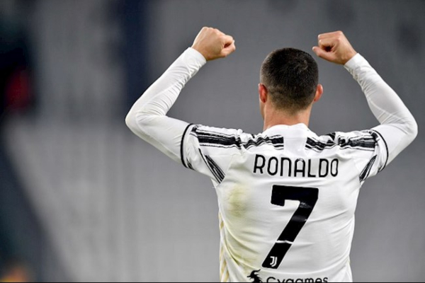 Ronaldo chính thức đạt cột mốc đáng nhớ trong sự nghiệp