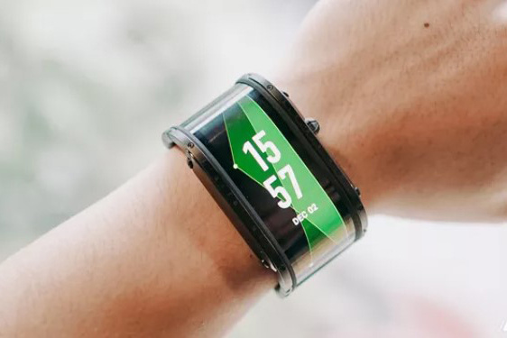 Trên tay Nubia Watch: Smartwatch màn hình uốn dẻo siêu dị không dành cho người bình thường