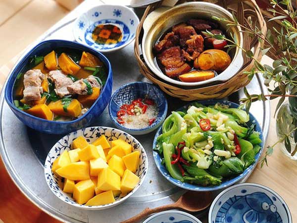 3 hành động không nên làm ngay sau khi ăn cơm tối kẻo làm 'mòn bao tử' và tổn thương nhiều bộ phận khác của cơ thể