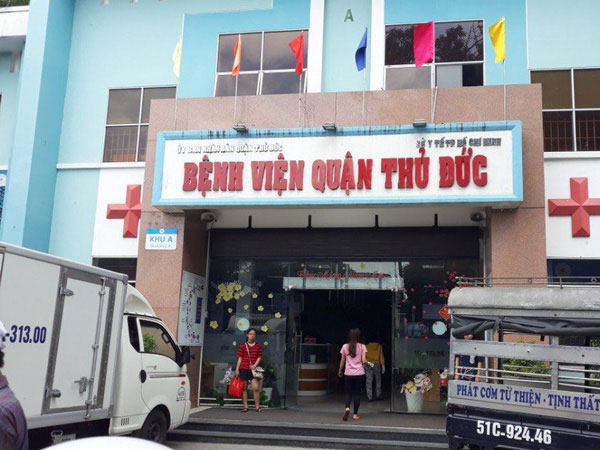 Cho rằng bệnh nhân chết bất thường, người nhà gây náo loạn Bệnh viện Thủ Đức