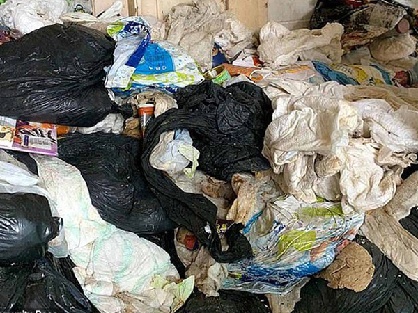 Ngôi nhà tích trữ 27 tấn rác ngồn ngộn suốt 1 thập kỷ, không hề vứt bỏ một lần nào khiến đội dọn dẹp suýt ngã ngửa