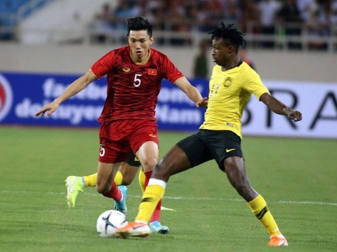 NÓNG: AFF Cup 2021 chính thức dời sang tháng 12/2021