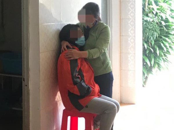 Vụ thai phụ ở Bắc Ninh mang thai giả rồi vào Gia Lai xin con: 2 người phụ nữ lạ mặt dùng giấy tờ giả để làm thủ tục nhập viện