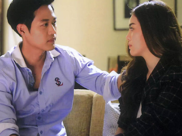 Nằm bẹp trên giường bệnh đau khổ gọi điện cho vợ cũ, song câu trả lời của cô và giọng nói xen vào sau đó mới khiến anh ta rụng rời ân hận