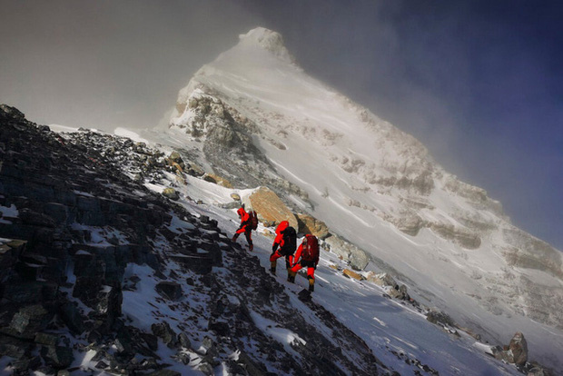 Ngọn núi cao nhất thế giới Everest có 'chiều cao' mới