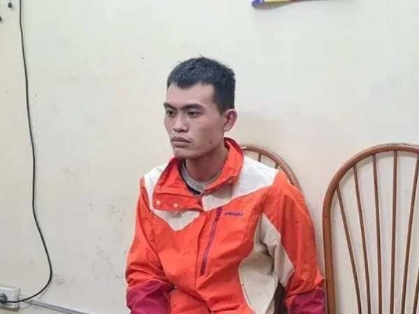 Đâm gục bảo vệ cửa hàng Thế giới di động rồi bỏ mặc nạn nhân, tên cướp khai...chỉ tự vệ
