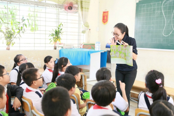 Con bị cô giáo chê 'ngu', vị phụ huynh đã có pha xử lý đi vào lòng người khiến dân tình thán phục