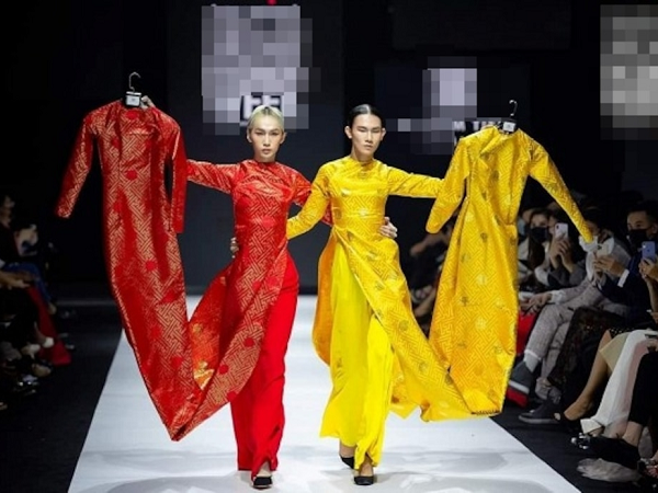 Tuần lễ thời trang đầy thị phi từ sai dress code đến đạo nhái ý tưởng khiến Netizen Việt dậy sóng