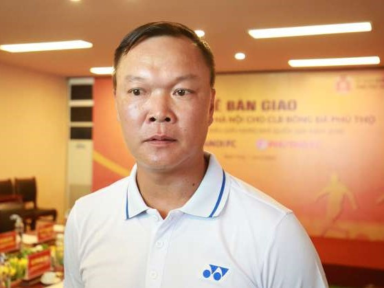 Vũ Như Thành thay Dương Hồng Sơn làm HLV CLB Phú Thọ