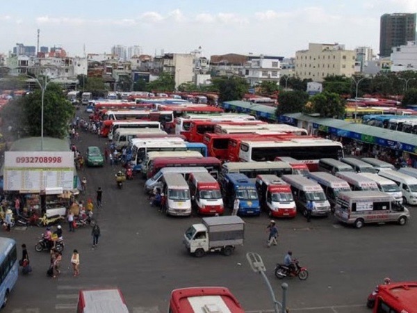 Xử lý nghiêm tình trạng tăng giá vé tàu xe dịp Tết