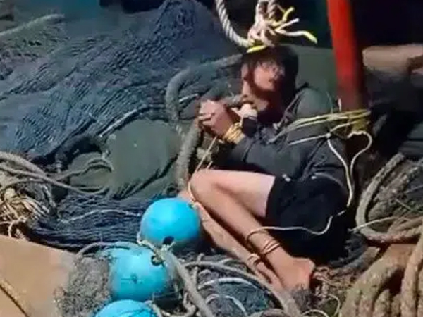 Thuyền trưởng bị tố chém 4 ngư phủ, ném xuống biển: Thêm 3 người tố thường xuyên bị đánh