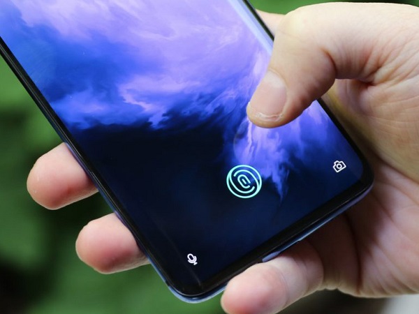 Rò rỉ thông tin iPhone 13 có Touch ID dưới màn hình!