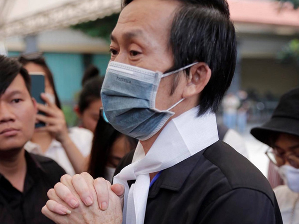 NS Hoài Linh có chia sẻ đầu tiên sau khi linh cữu của NS Chí Tài hạ cánh an toàn ở Mỹ