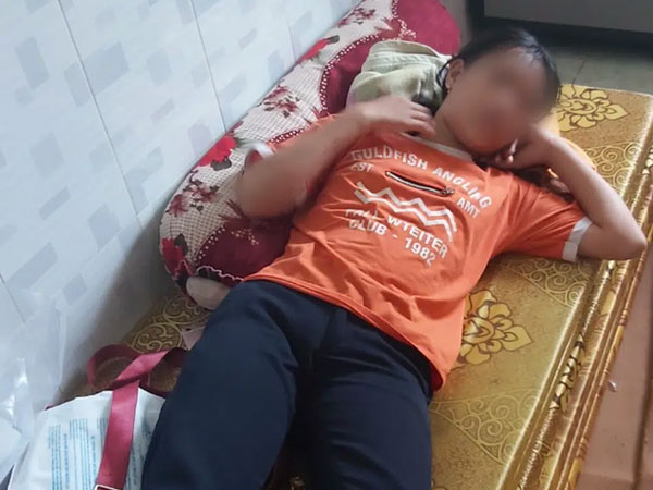 Vụ nữ sinh lớp 7 bị hành hung, đạp xuống mương sau va chạm giao thông: Gia đình yêu cầu giám định vết thương, xử lý hình sự