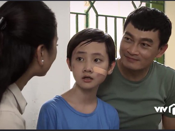 Lửa ấm tập cuối: Gia đình Minh và Thủy đoàn tụ. Ngọc ngậm ngùi nhận mình là kẻ thua cuộc