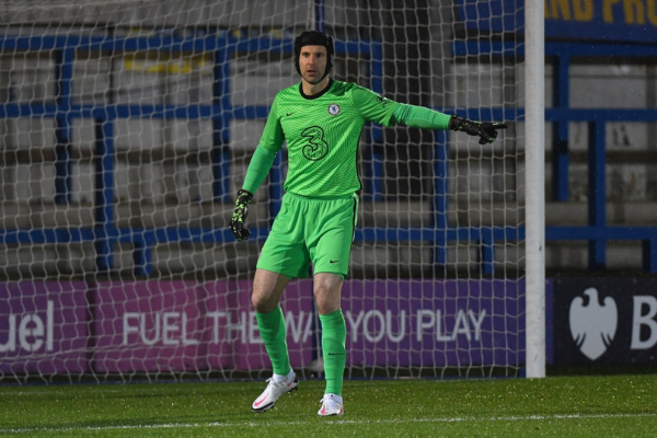 Petr Cech thủng lưới 2 bàn trong ngày khoác áo U23 Chelsea