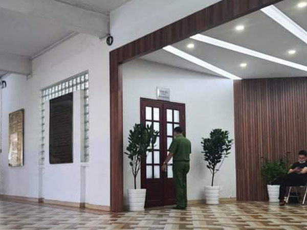 UBND TP HCM đình chỉ 2 lãnh đạo Bệnh viện Mắt TP để phục vụ điều tra của Bộ Công an