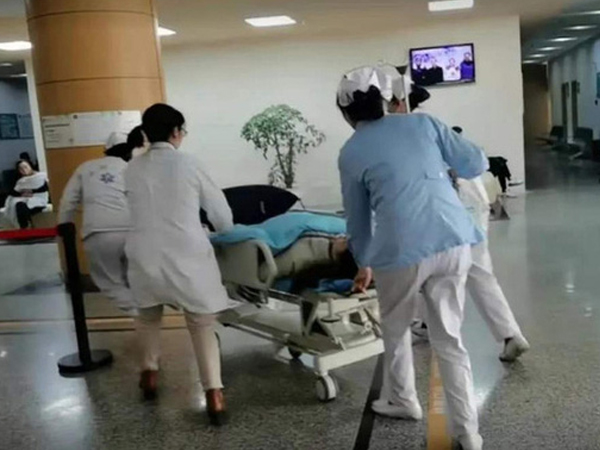 Con dâu đột tử khi mang thai 9 tháng, mẹ chồng lạnh lùng đề nghị mổ tử thi lấy cháu ra ngoài, hé lộ nguyên nhân qua đời gây phẫn nộ