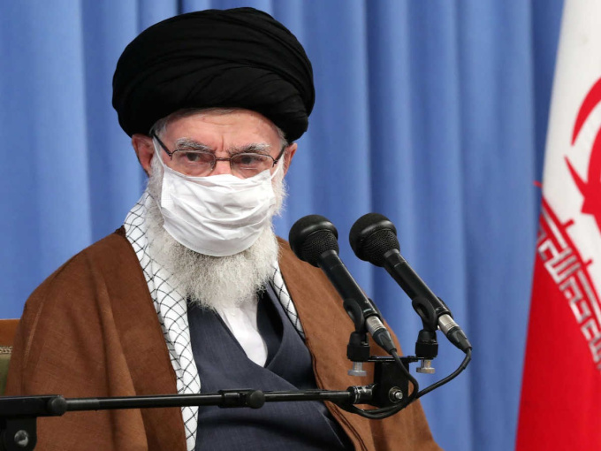 Lãnh tụ Iran kêu gọi ‘tống khứ’ Mỹ khỏi khu vực, thề sẽ trả thù cho tướng Soleimani