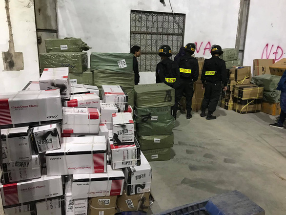 Triệt phá đường dây buôn lậu xuyên quốc gia, thu giữ hơn 500 tấn hàng
