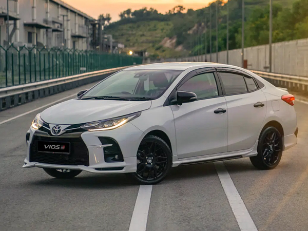 Ra mắt Toyota Vios 2021 phiên bản thể thao: Đẹp mắt, dần dần thoát mác 'xe taxi'