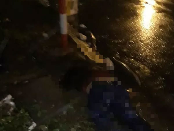 Lái ôtô tông chết người rồi bỏ mặc nạn nhân trong đêm mưa
