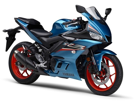 Yamaha YZF-R3 2021 giá 6.600 USD