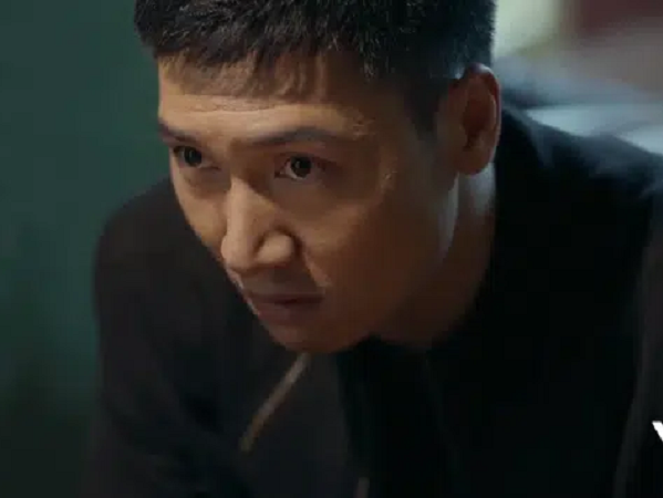 Hồ sơ cá sấu:  Bị lôi vào cuộc để 'chết chung', Nguyệt (Kiều Anh) bất ngờ kề dao đâm chết Trung (Việt Anh)?
