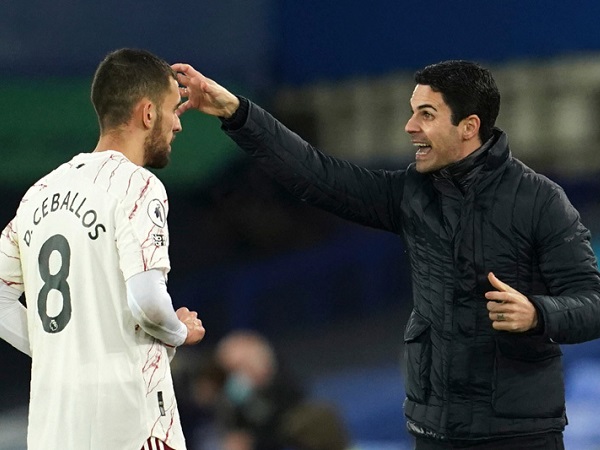 Arsenal bơm tiền Arteta mua sắm cứu mùa giải bết bát