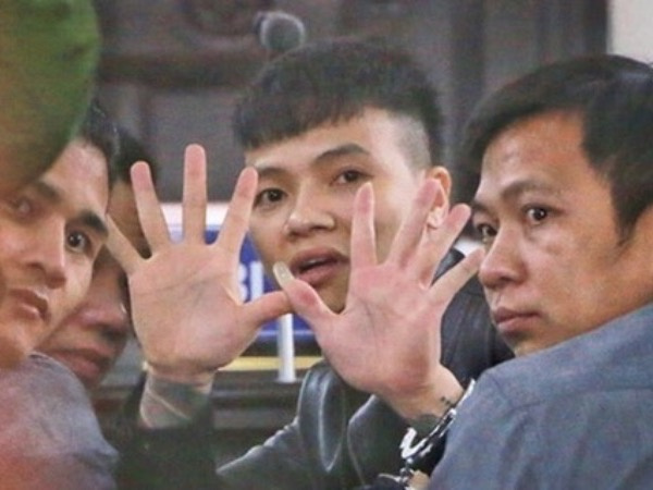 Lãnh đạo trại giam Bộ Công an: Khá 'bảnh' béo tốt, đang tưới rau