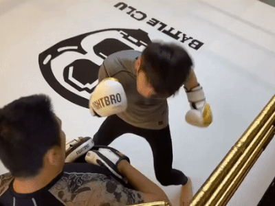 Trận đấu của Từ Hiểu Đông với 'lực sĩ' làng võ Trung Quốc đổ bể phút chót vì cảnh sát?