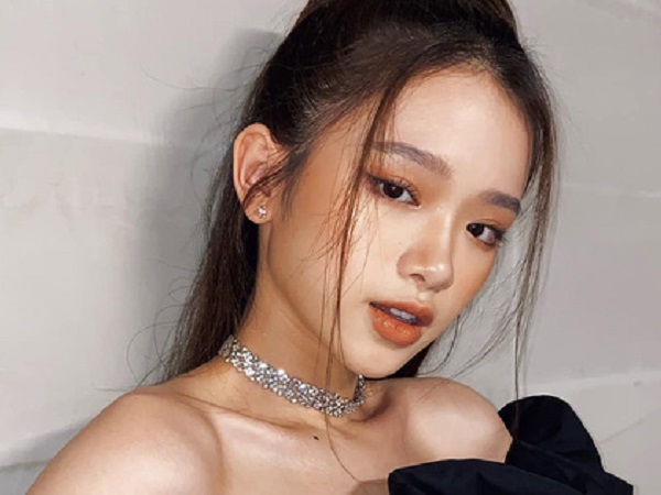 Nửa đêm, Linh Ka bất ngờ thông báo đã mất quyền sở hữu fanpage gần 2 triệu lượt like và kênh YouTube chính thức