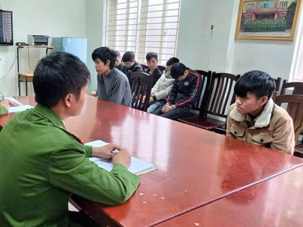 Bắt nhóm thanh niên hack 4.000 tài khoản Facebook, tài khoản ngân hàng lừa đảo 2 tỷ đồng