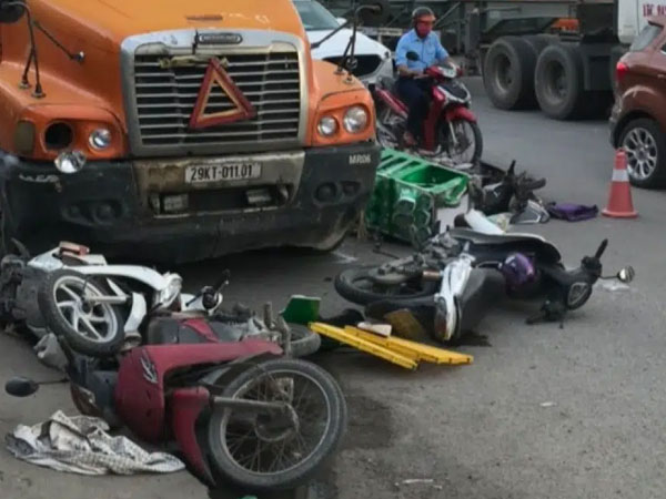 Cả nước có 6.700 người chết vì tai nạn giao thông trong năm 2020