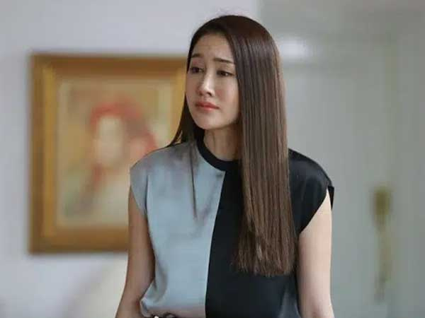 Mỗi lần nhìn con trai đờ đẫn ngồi trên xe lăn là mẹ tôi lại khóc nghẹn, hối hận cùng cực vì chính bà là người đẩy anh tới bi kịch này