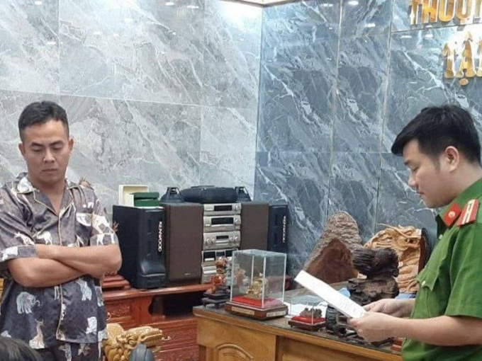 Giám đốc công ty làm giả sổ đỏ, chiếm đoạt 24 tỷ đồng