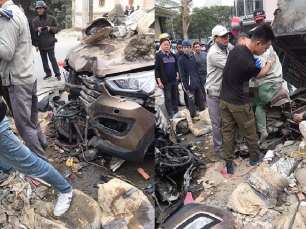 Đấu đầu kinh hoàng với ô tô, xe ba gác nát bét, đôi chân người lái khiến tất cả kinh sợ