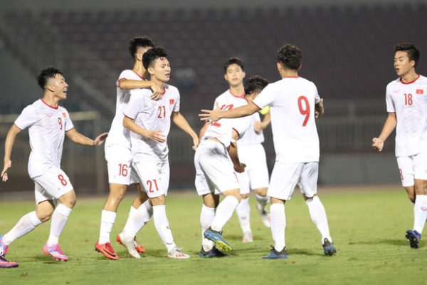 Vừa mới lỡ hẹn với World Cup, U19 Việt Nam có nguy cơ phải nhận thêm một tin 'sét đánh'
