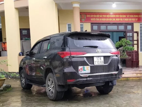 Tài xế chở 6 người Trung Quốc nghi nhập cảnh trái phép chết trong tư thế treo cổ tại nơi cách ly