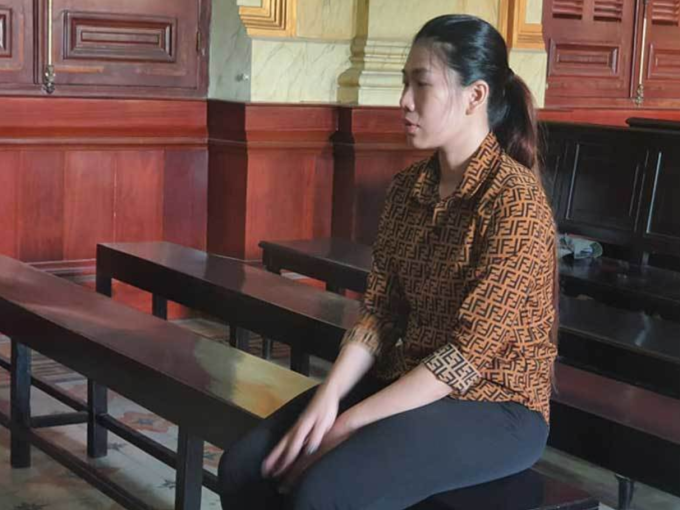 15 năm tù cho nữ bị cáo mang thai sát hại chồng 'hờ'