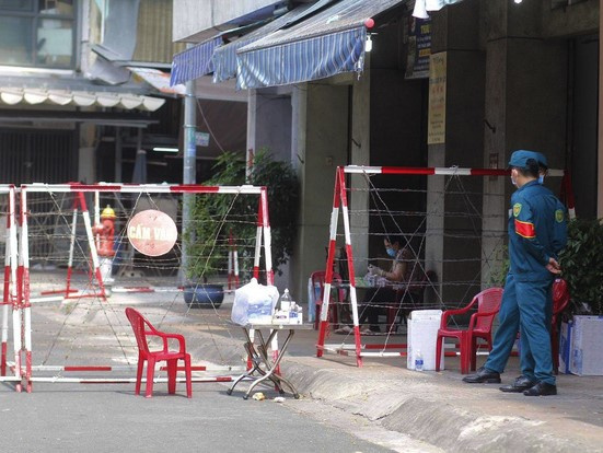 Đã tìm thấy người đàn ông tên K. nhập cảnh trái phép đi cùng 2 bệnh nhân nhiễm Covid-19 tại quận 9