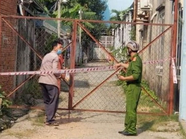 Người đàn ông tên K. nhập cảnh trái phép đi cùng 2 bệnh nhân nhiễm Covid-19 tại quận 9 dương tính với virus SARS-CoV-2