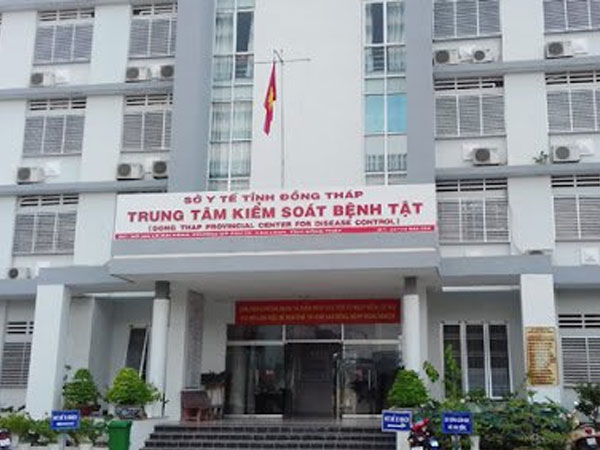 Đồng Tháp họp khẩn sau khi nữ hành khách đi cùng xe với bệnh nhân 1440 mắc Covid-19