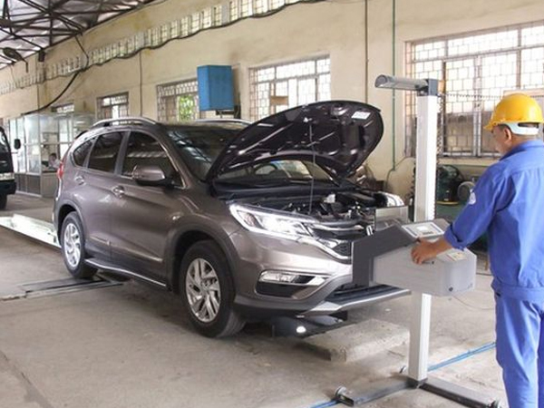Loại xe nào sắp được miễn kiểm tra khí thải?