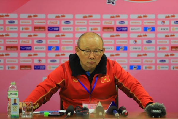 Siêu cò V.League nhận xét HLV Park Hang-seo có tầm nhìn quá ngắn hạn
