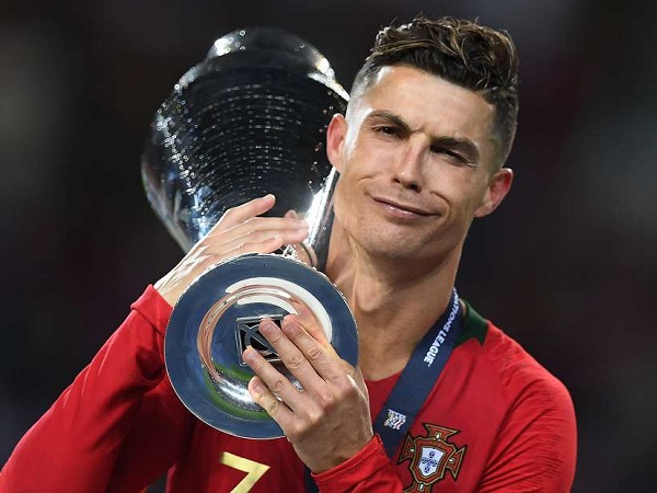 Ronaldo mơ vô địch World Cup, nói điều bất ngờ về chuyện giải nghệ